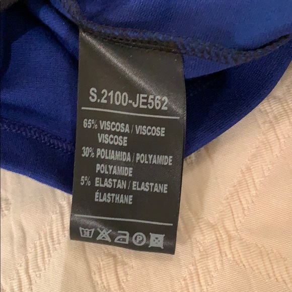 Royal blue and black top - Picture 5 of 7